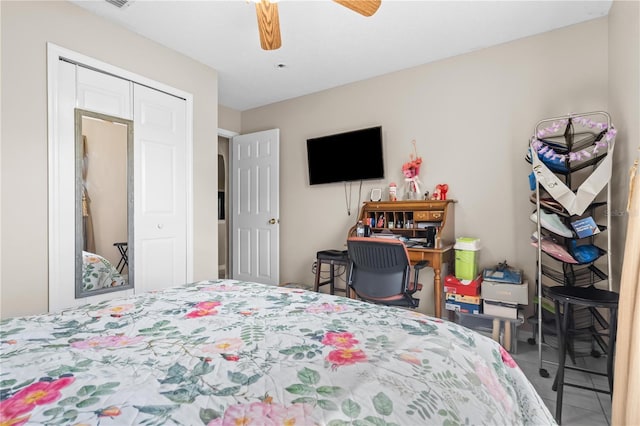 14 Sequoia Way, Kissimmee, FL 34758 - tiled bedroom featuring a closet and a ceiling fan