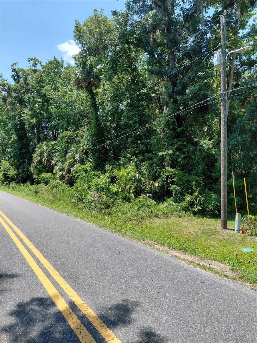 River Rd, Astor, FL 32102