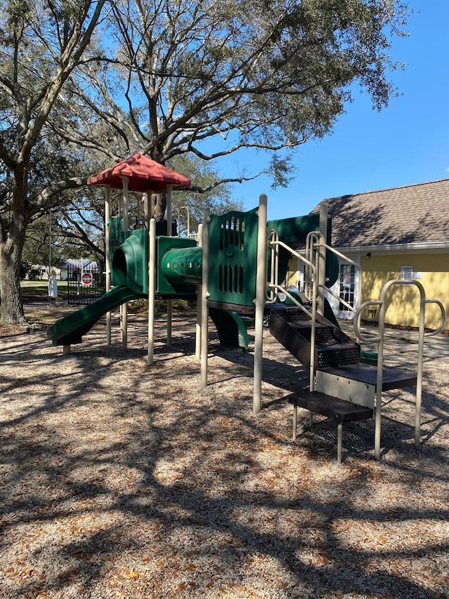 2007 Dixie Belle Dr Unit 2007M, Orlando, FL 32812 - view of communal playground
