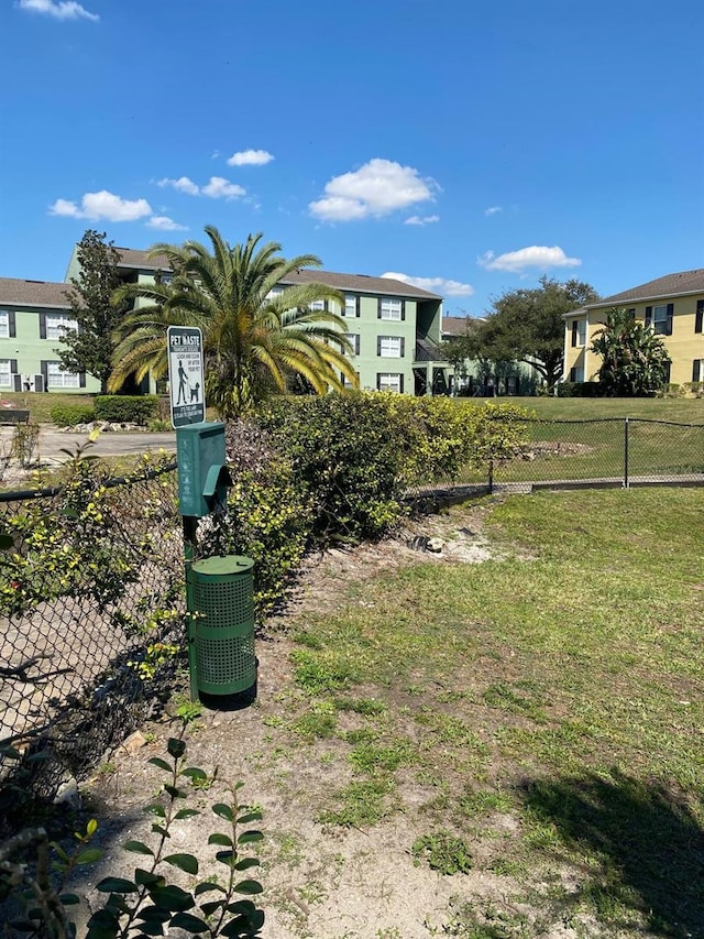 2007 Dixie Belle Dr Unit 2007M, Orlando, FL 32812 - view of yard