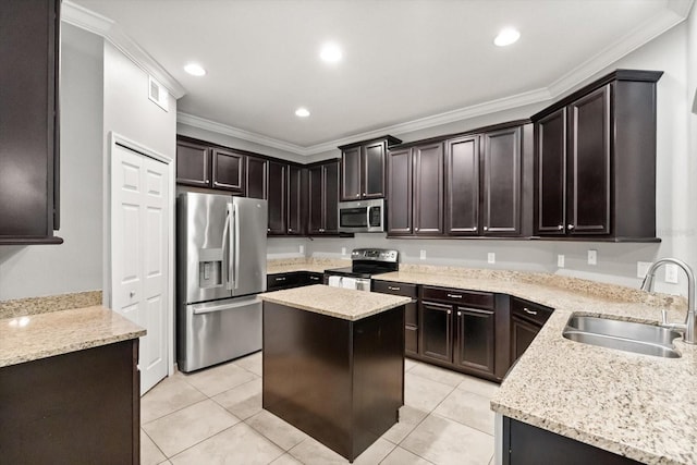 299 Terracina Dr, Sanford, FL 32771 - photo 9