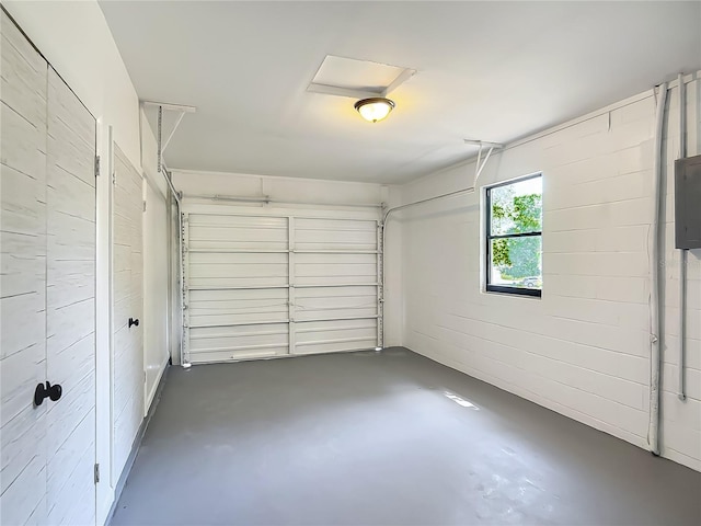43 Lake Court Loop, Ocala, FL 34472 - view of garage