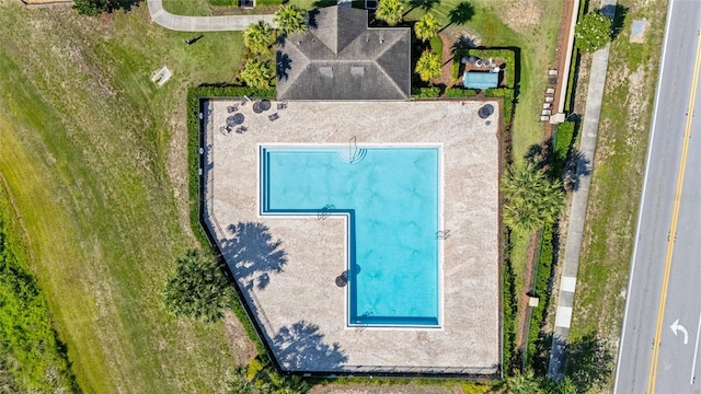 281 Primrose Dr, Davenport, FL 33837 - bird's eye view of a pool