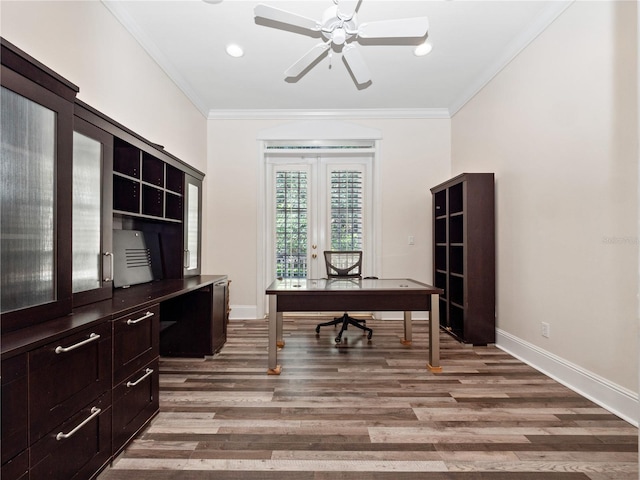 6161 Blakeford Dr, Windermere, FL 34786 - office space featuring light wood-style flooring, crown molding, and a ceiling fan
