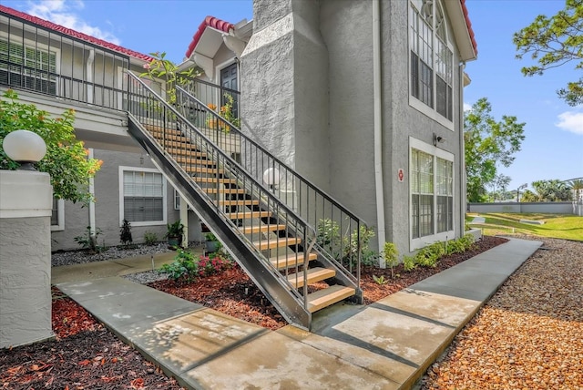 935 Northern Dancer Way Unit 107, Casselberry, FL 32707 - entrance to property with stucco siding