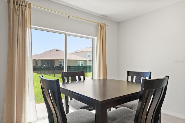 850 Lazio Cir, Debary, FL 32713 - dining space featuring baseboards