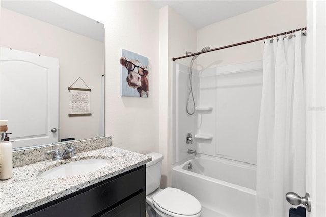 616 Griffon Ave, Lake Alfred, FL 33850 - bathroom with toilet, vanity, and shower / tub combo with curtain