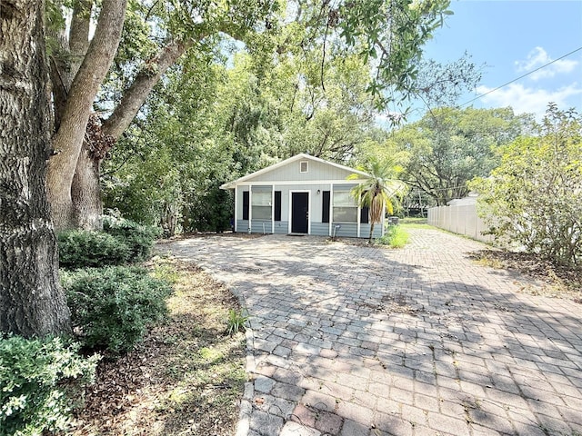 1523 S Mellonville Ave, Sanford, FL 32771 - photo 1