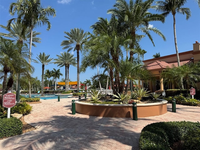 3924 SW 189th Ave, Miramar, FL 33029 - view of community with a pool