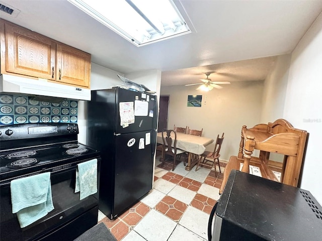 912 Lake Destiny Rd Unit F, Altamonte Springs, FL 32714 - kitchen featuring black appliances, under cabinet range hood, a ceiling fan, and light tile patterned flooring