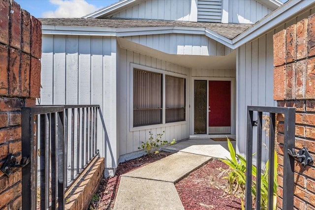 2652 Bent Hickory Cir, Longwood, FL 32779 - entrance to property with a shingled roof and board and batten siding