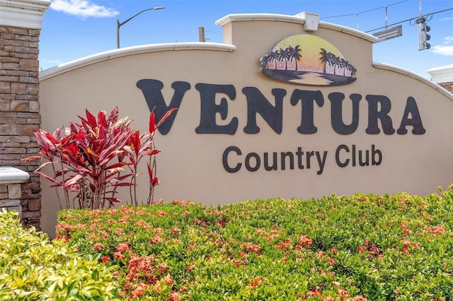 3900 Southpointe Dr Unit 127, Orlando, FL 32822 - view of community sign