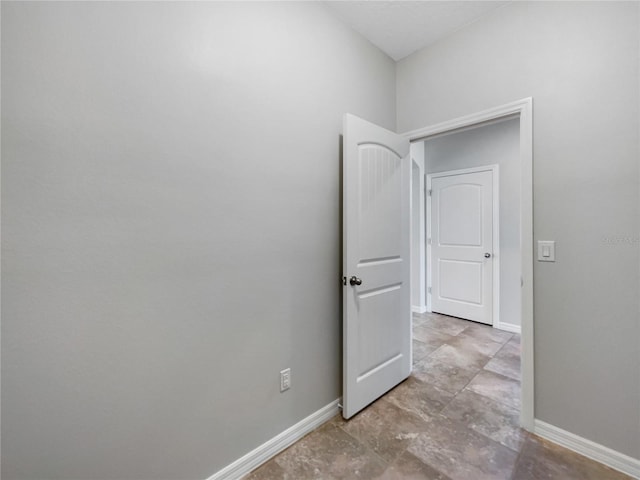 4010 Brookshire Cir, Eustis, FL 32736 - unfurnished room featuring baseboards