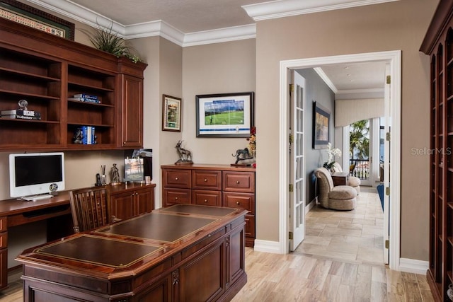 9724 Chestnut Ridge Dr, Windermere, FL 34786 - office area with ornamental molding, baseboards, and built in desk