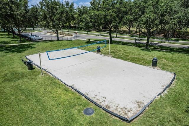 2619 Breezy Meadow Rd, Apopka, FL 32712 - view of property's community with volleyball court, a lawn, and view of scattered trees