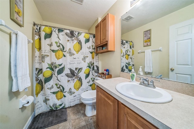 2354 Barons Ct, Tavares, FL 32778 - full bathroom with vanity, toilet, and a shower with curtain