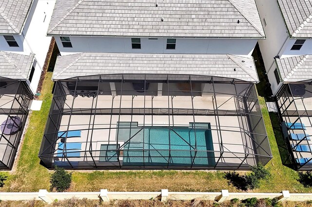 3860 Sonoma Blvd, Kissimmee, FL 34741 - aerial view of property and surrounding area featuring a pool