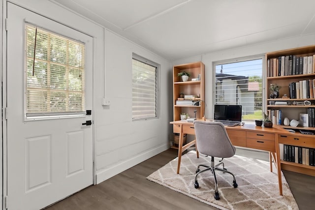 612 Florida Ave, Saint Cloud, FL 34769 - office space with wood finished floors and baseboards