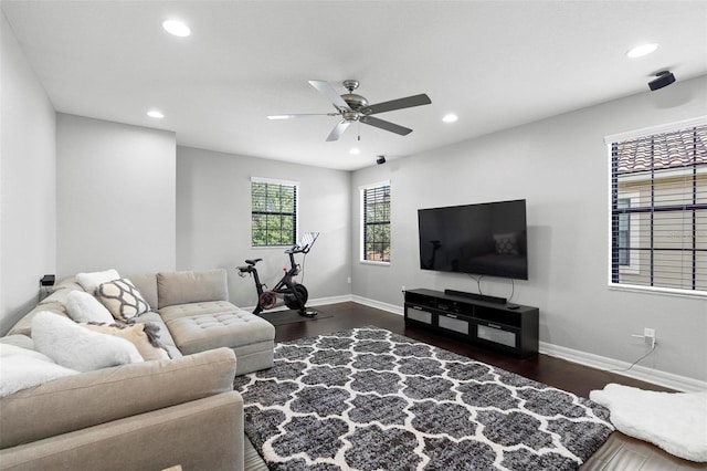8312 Prestbury Dr, Orlando, FL 32832 - living area with dark wood-style floors, recessed lighting, baseboards, and ceiling fan