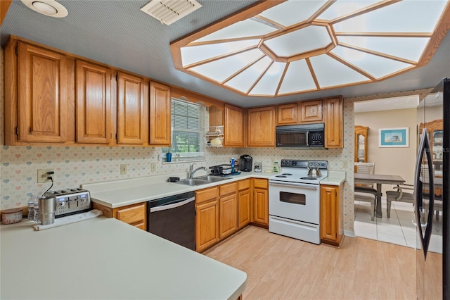 750 W May St, Deland, FL 32720 - photo 7