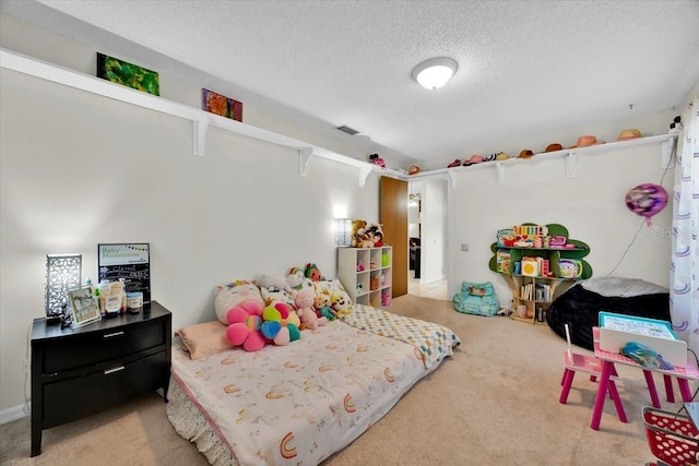 2900 Hammock Dr, Plant City, FL 33566 - bedroom featuring carpet and a textured ceiling