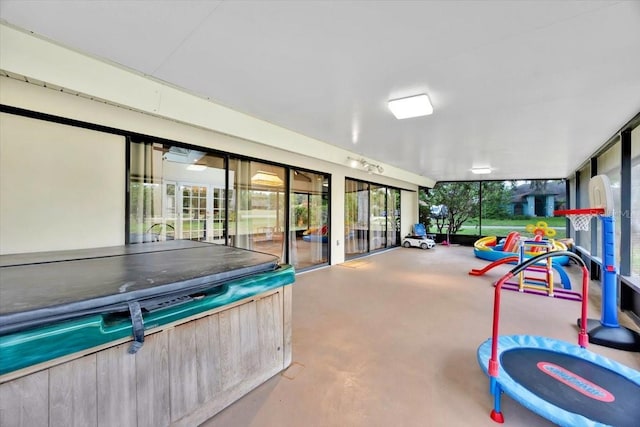 2900 Hammock Dr, Plant City, FL 33566 - view of patio / terrace featuring an indoor hot tub