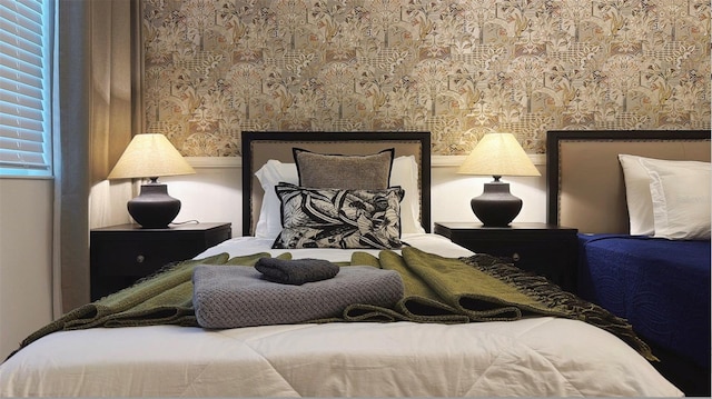 3880 Sonoma Blvd, Kissimmee, FL 34741 - bedroom with wallpapered walls