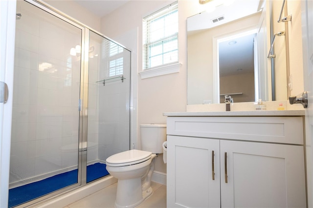 8419 Pippen Dr, Orlando, FL 32836 - full bathroom with toilet, a stall shower, vanity, and baseboards