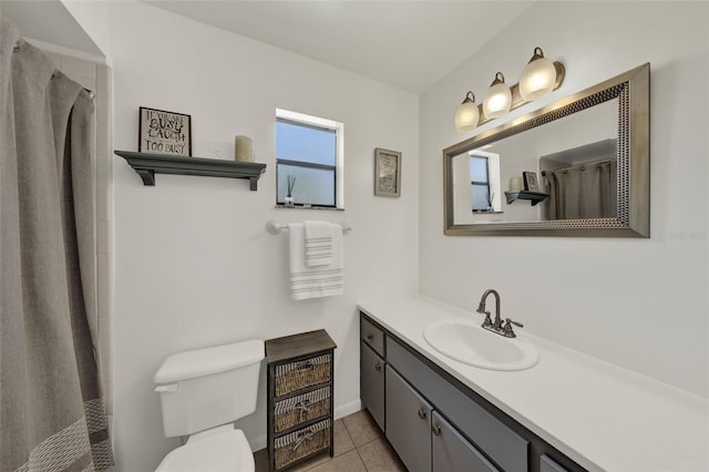 722 Ridgewood Way, Winter Springs, FL 32708 - full bath with toilet, vanity, tile patterned flooring, and curtained shower
