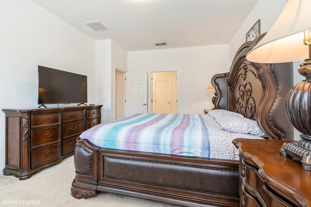 7017 Oakwood St, Davenport, FL 33837 - bedroom with light colored carpet