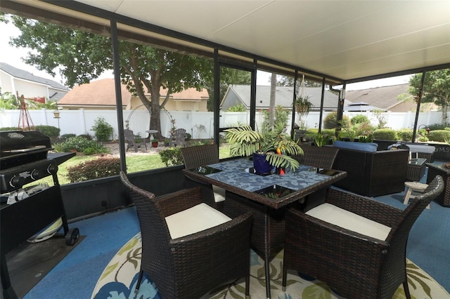 2021 Wildfire Ct, Apopka, FL 32703 - sunroom / solarium featuring an outdoor hangout area and outdoor dining space