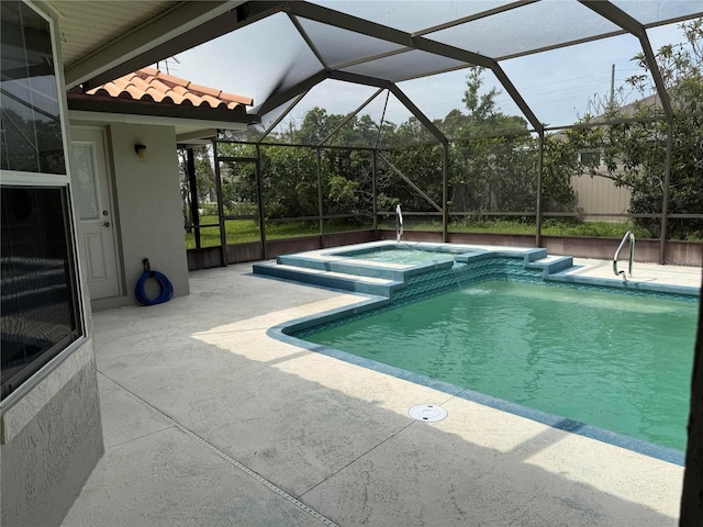 2 Bickshire Ln, Palm Coast, FL 32137 - view of pool with a patio, a pool with connected hot tub, and glass enclosure