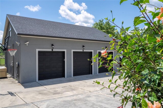 6917 Roman Ct, Clermont, FL 34714 - garage with driveway