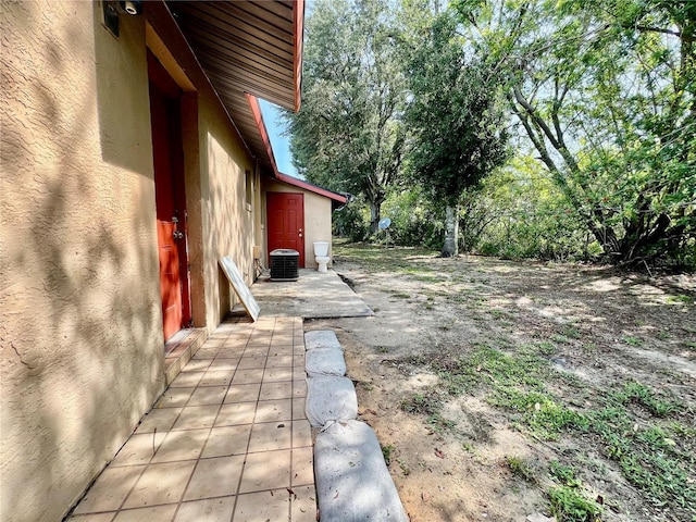 501 Las Palmas Cir Unit 676, Avon Park, FL 33825 - view of yard with central air condition unit