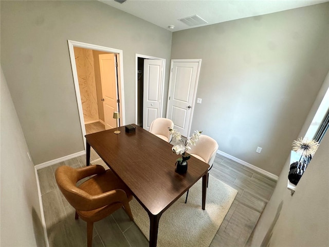 107 Grove St, Orlando, FL 32835 - office with baseboards and light wood-style flooring