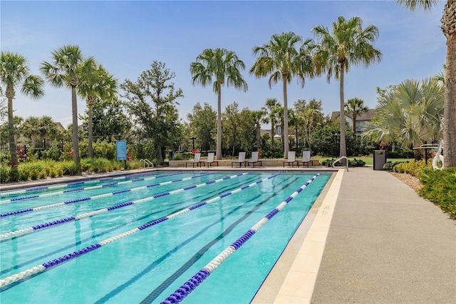 8268 Bellow St, Orlando, FL 32827 - view of community pool