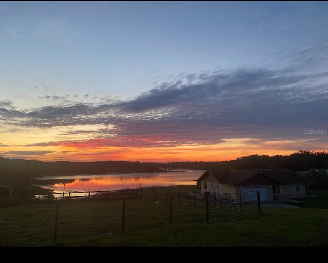 16386 SE 156th Place Rd, Weirsdale, FL 32195 - view of yard with a water view