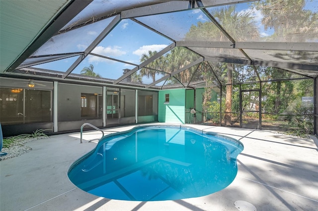 445 Pine Blvd, Merritt Island, FL 32952 - swimming pool featuring a patio and a lanai
