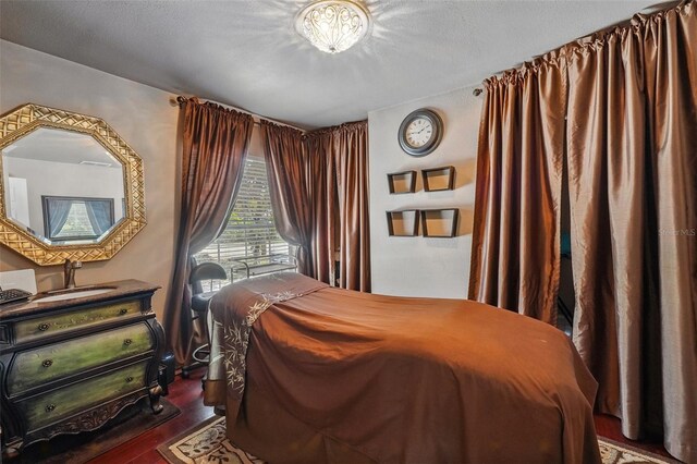 205 S Highland Ave, Apopka, FL 32703 - bedroom with wood finished floors