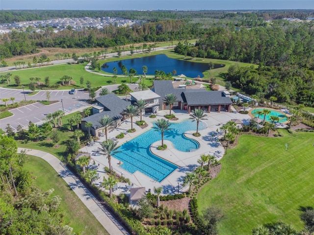 2941 Marlberry Ln, Clermont, FL 34714 - drone / aerial view of a pool and a large body of water