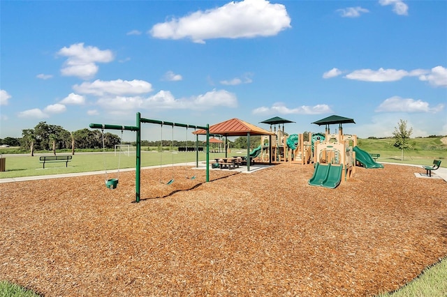 868 Brooklet Dr, Davenport, FL 33837 - view of community jungle gym
