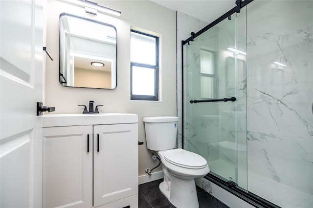 1403 Cummings Ave, Avon Park, FL 33825 - full bath featuring a marble finish shower, toilet, vanity, and baseboards