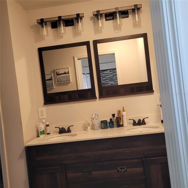 8539 Clematis Ln, Orlando, FL 32819 - full bath with double vanity