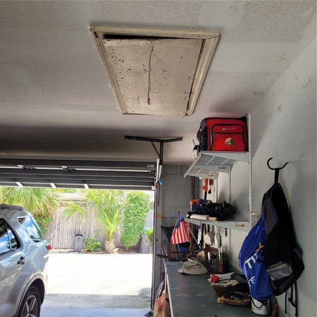 8539 Clematis Ln, Orlando, FL 32819 - view of garage