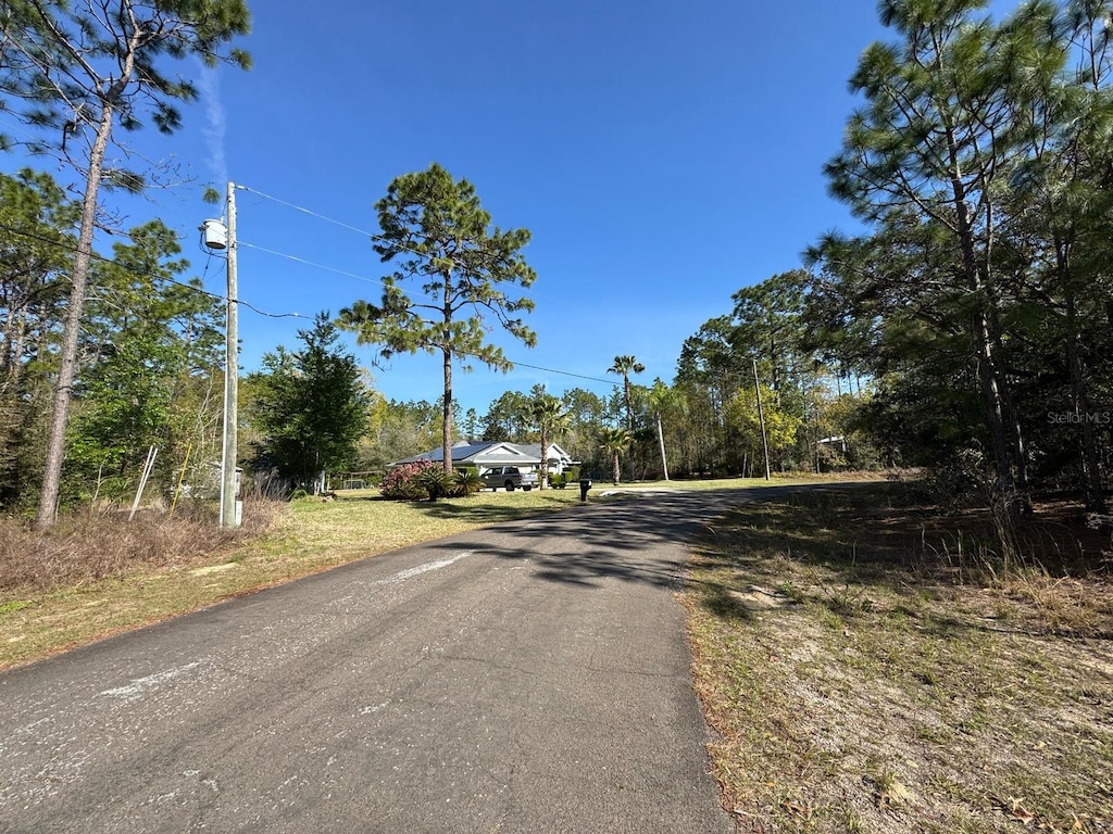 7004 N Lockwood Way, Citrus Springs, FL 34434