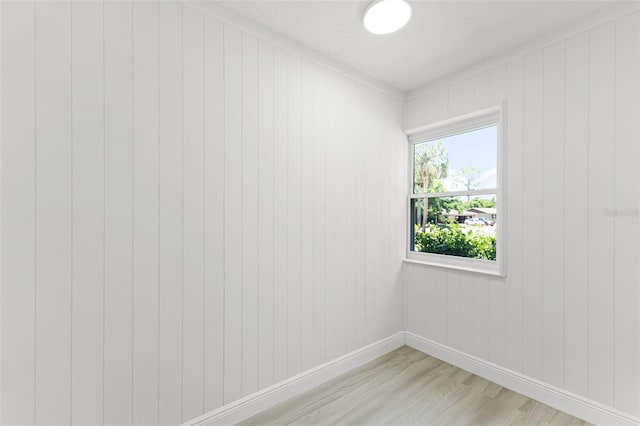 174 Pine Grove Ct, Daytona Beach, FL 32119 - spare room featuring baseboards and light wood-type flooring