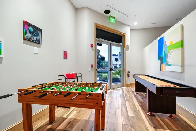 652 Benoi Dr, Davenport, FL 33896 - game room with light wood-style flooring, baseboards, recessed lighting, and billiards