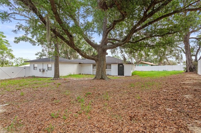 22 Hillcrest Dr, Babson Park, FL 33827 - view of yard with a gate