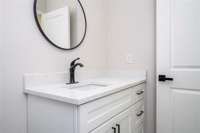 25 W 7th St, Apopka, FL 32703 - bathroom featuring vanity