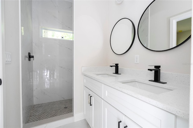 33 W 7th St, Apopka, FL 32703 - full bath featuring double vanity and a marble finish shower